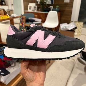 New Balance 237 7.5 NEW
